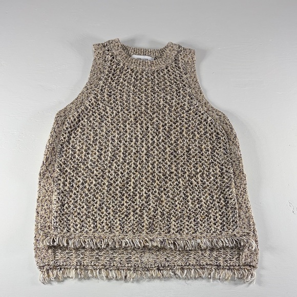 John + Jenn Tops - John and Jenn tank top chrochet oversized style size XS